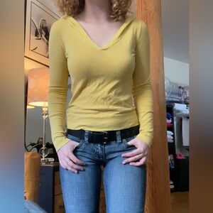 Garage Long sleeve with a hood Yellow sz Small